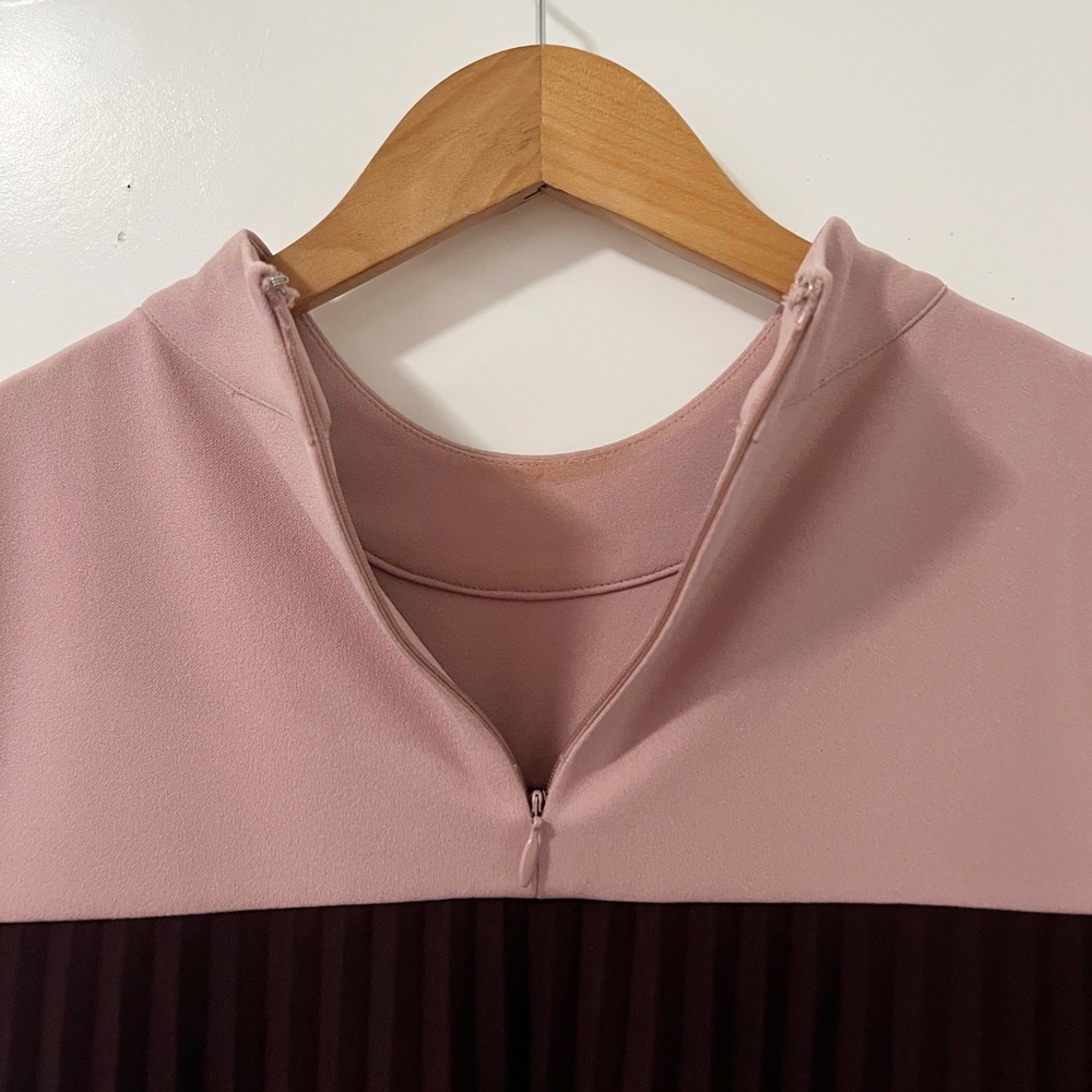 Alfani Womens Pleated Colorblock Trapeze Dress New Wine Pink Mock Neck 10 NWT‎ - Picture 11 of 11